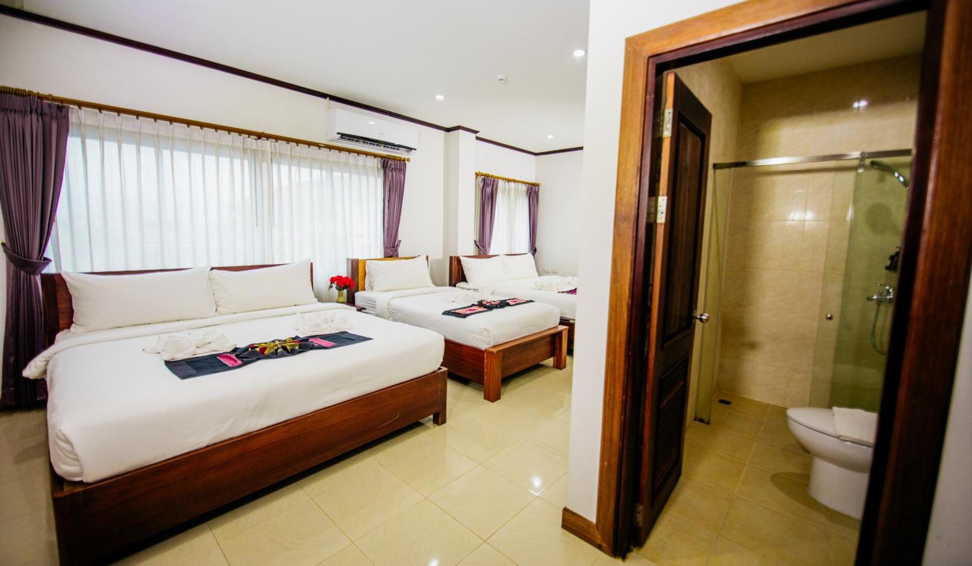 Sisombat Plaza Hotel Vang Vieng Dış mekan fotoğraf